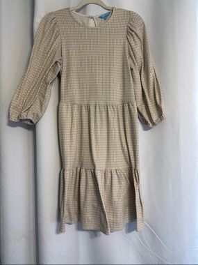 Light Beige Houndstooth Tiered Midi Dress